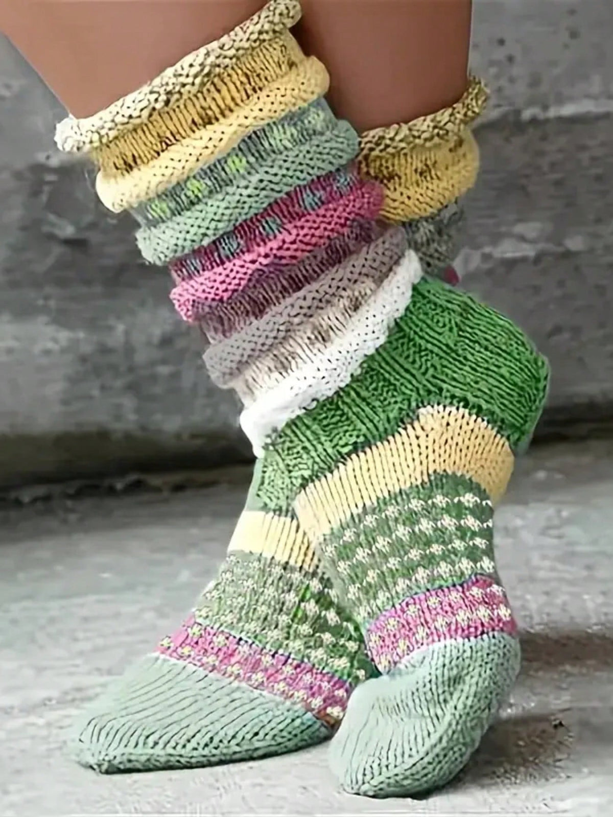Women's Chunky Knit Slouch Socks, 2 Pairs with Colorful Stripes, Warm House Socks, Green