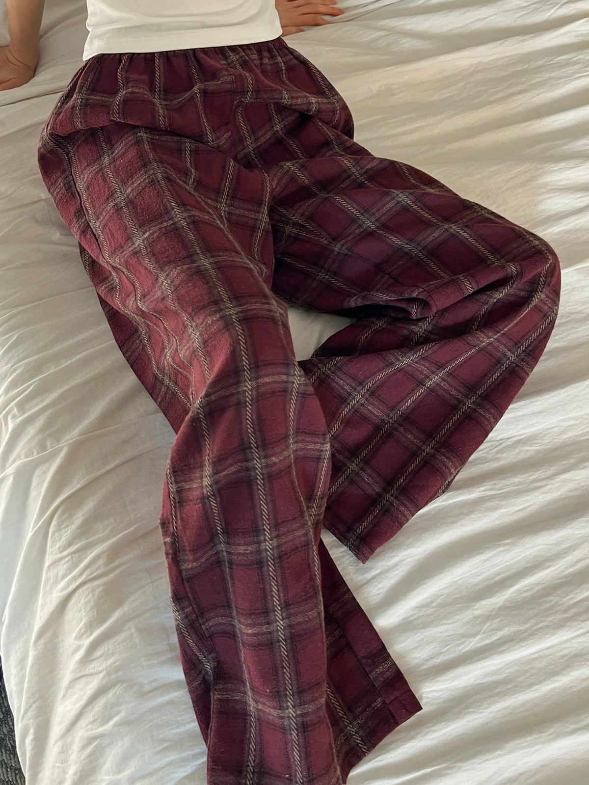 Women's Plaid Pajama Pants, Cotton Blend Straight Leg Lounge Pants with Elastic Waist, Burgundy