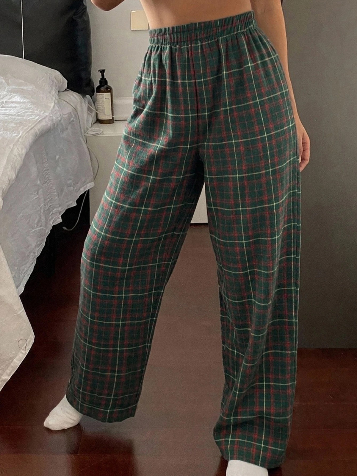 Women's Plaid Pajama Pants, Cotton Blend Straight Leg Lounge Pants with Elastic Waist, Green, view 6
