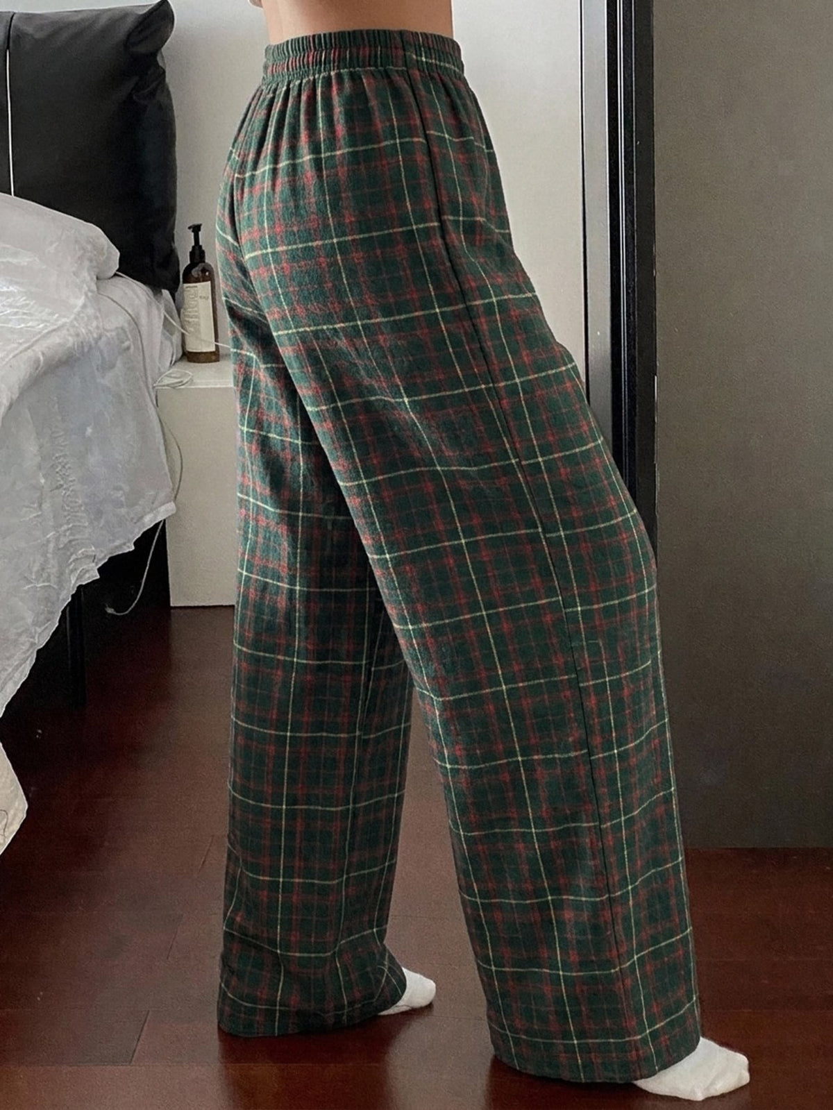 Women's Plaid Pajama Pants, Cotton Blend Straight Leg Lounge Pants with Elastic Waist, Green, view 4