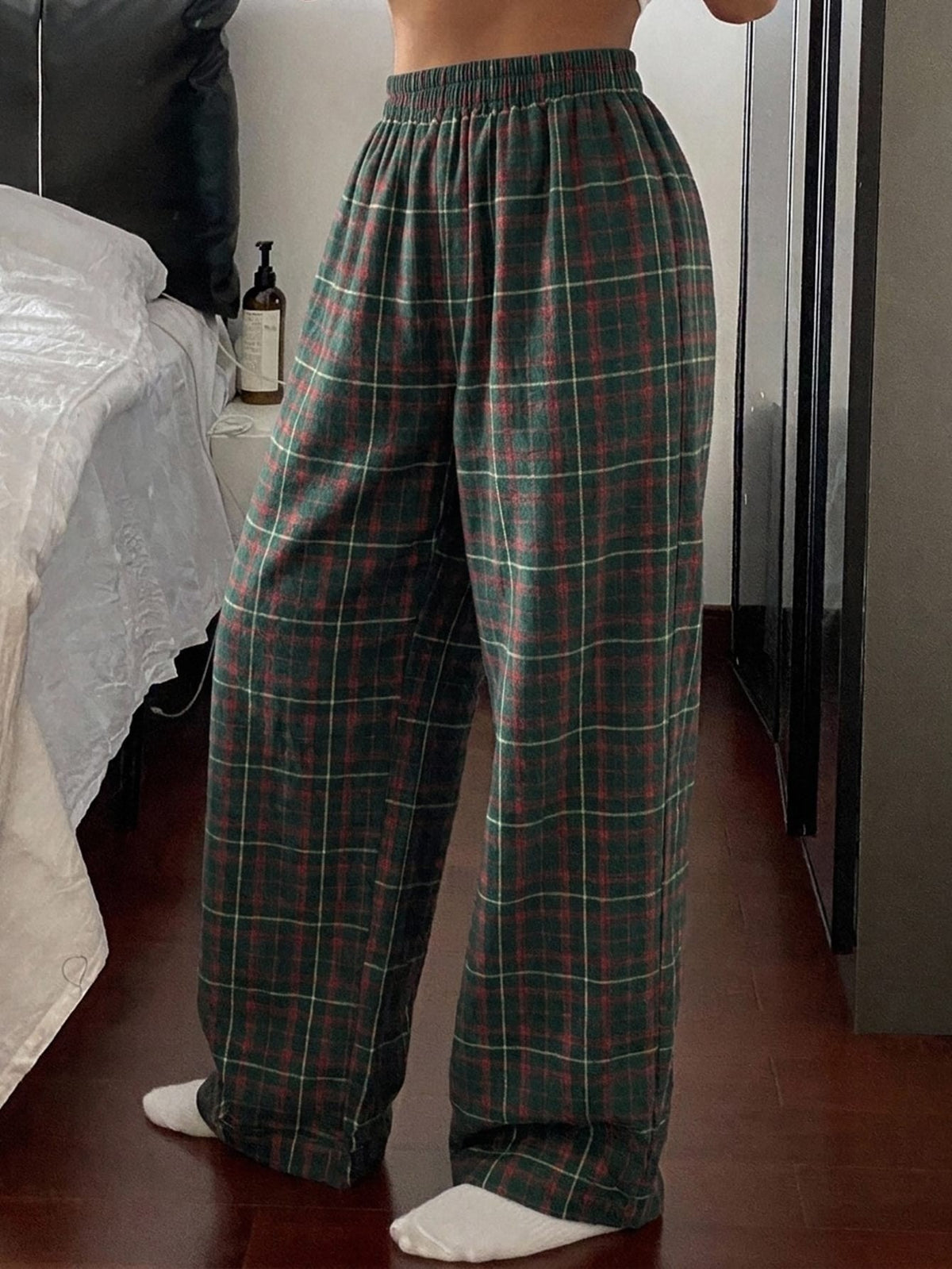 Women's Plaid Pajama Pants, Cotton Blend Straight Leg Lounge Pants with Elastic Waist, Green, view 5