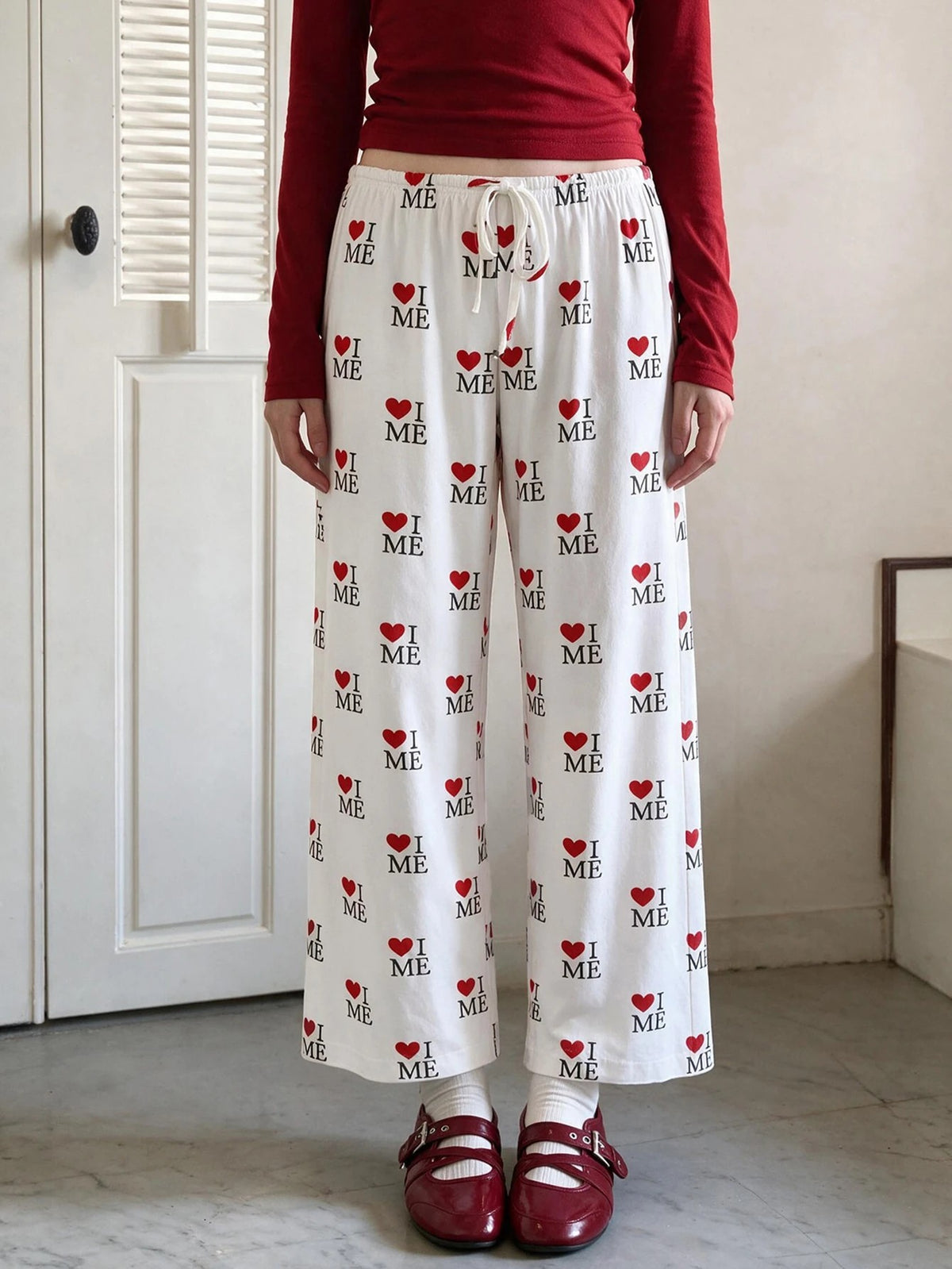 Women's Heart and Bear Print Pajama Pants, White Straight Leg Lounge Pants with Drawstring, White