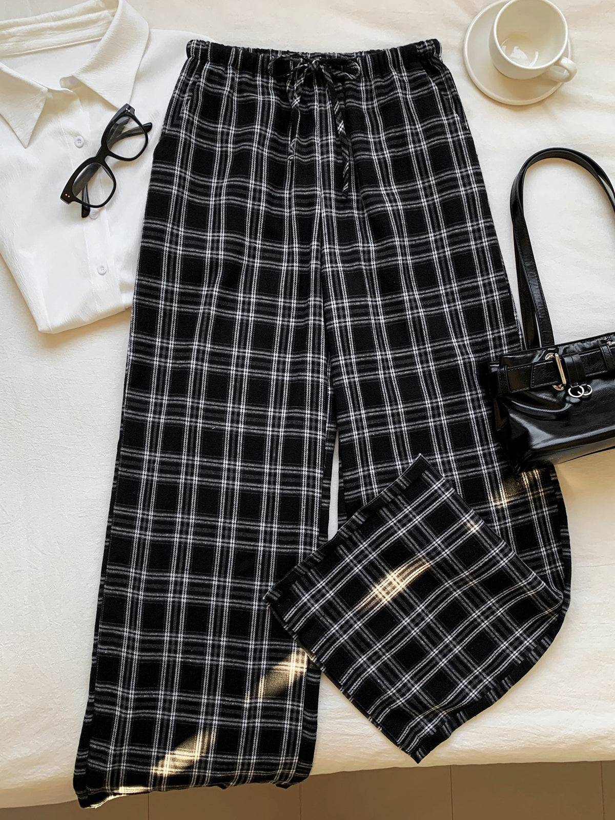 Women's Plaid Pajama Pants with Drawstring, Wide Leg Lounge Pants with Pockets, Black Plaid, view 6