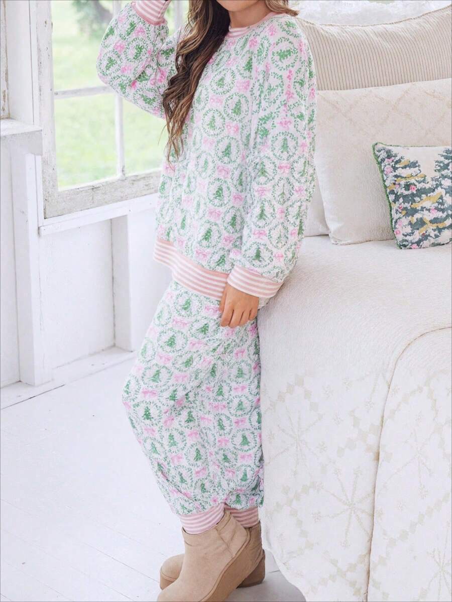 Women's Christmas Pajama Set, Pink Bow and Green Tree Print Top with Jogger Pants, Striped Cuffs, 1 Top + 1 Pair Of Pants, view 4