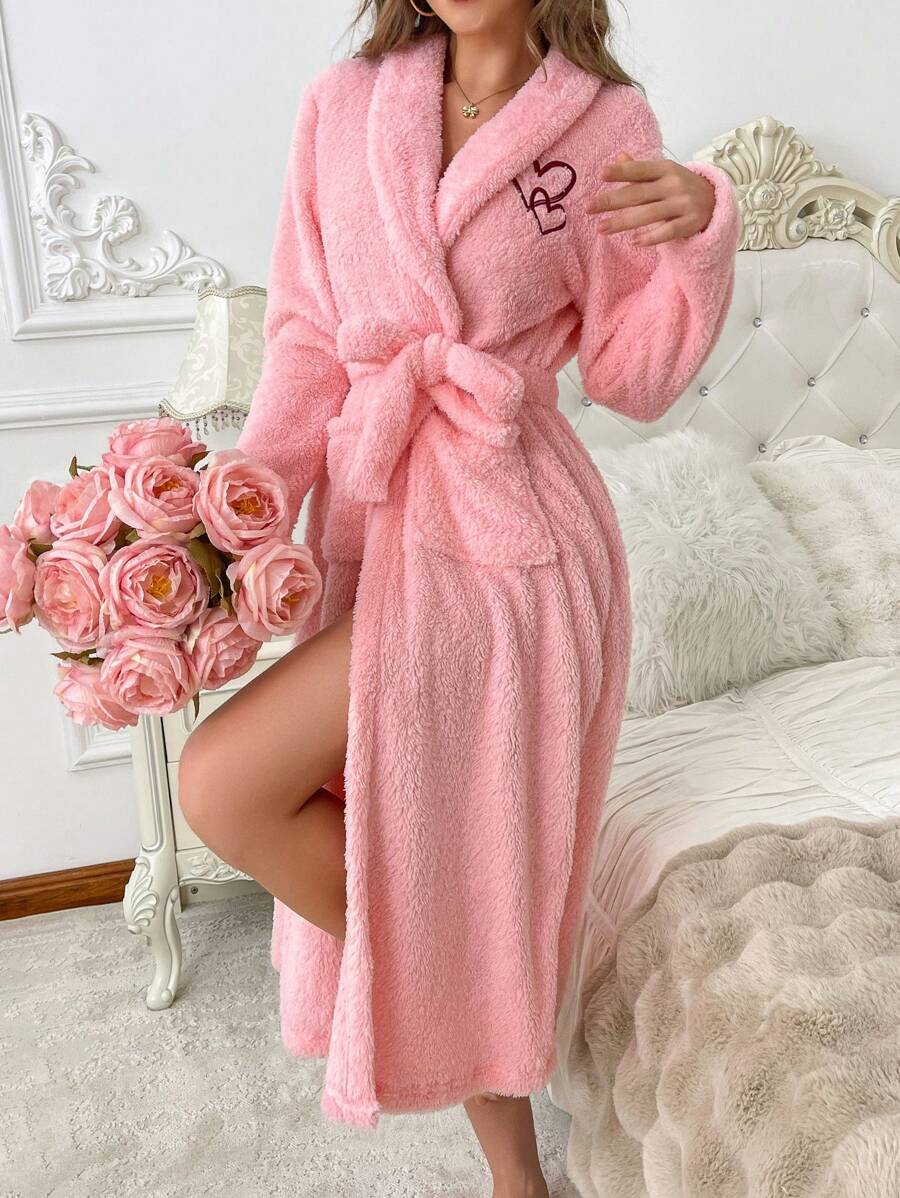 Women's Long Plush Robe, Pink Fleece Bathrobe with Shawl Collar, Tie Belt, Pockets and Heart Embroidery, Pink