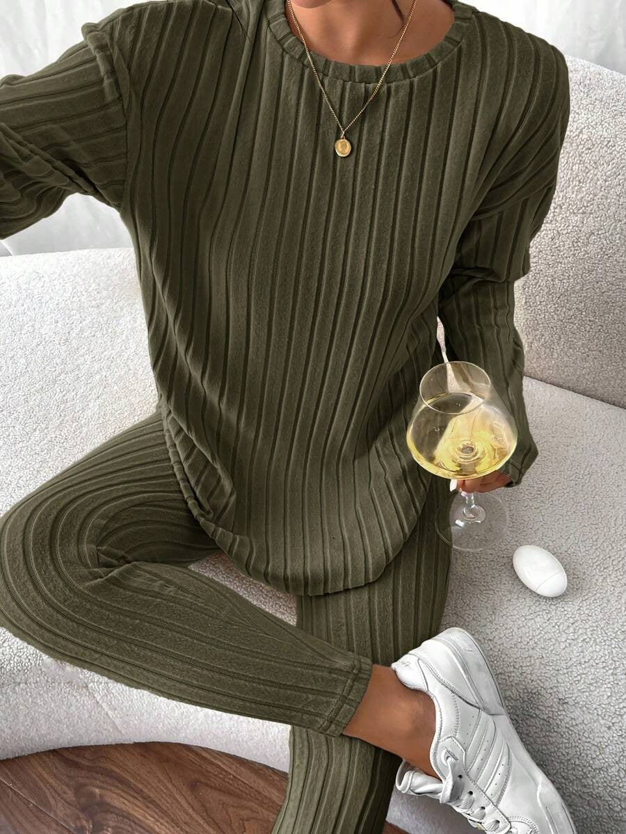 Women's Rib Knit Lounge Set, Oversized Drop Shoulder Top with Split Hem and Leggings, Army Green, view 9